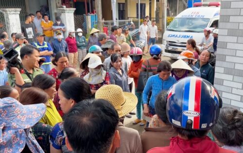 Cảnh tượng đưa thi thể nạn nhân về quê nhà Cảnh tượng đưa thi thể nạn nhân về quê nhà