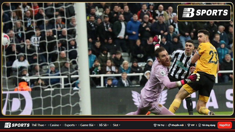 Alexander Isak tỏa sáng giúp Newcastle thắng Wolves Alexander Isak tỏa sáng giúp Newcastle thắng Wolves