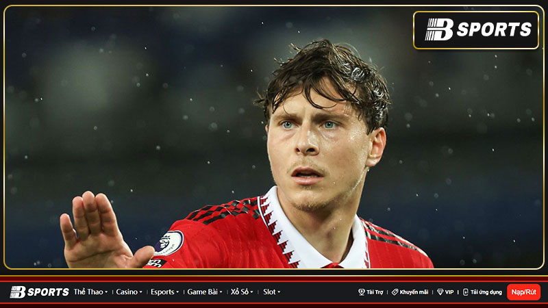 Nhìn lại sự nghiệp của Victor Lindelof tại MU Nhìn lại sự nghiệp của Victor Lindelof tại MU