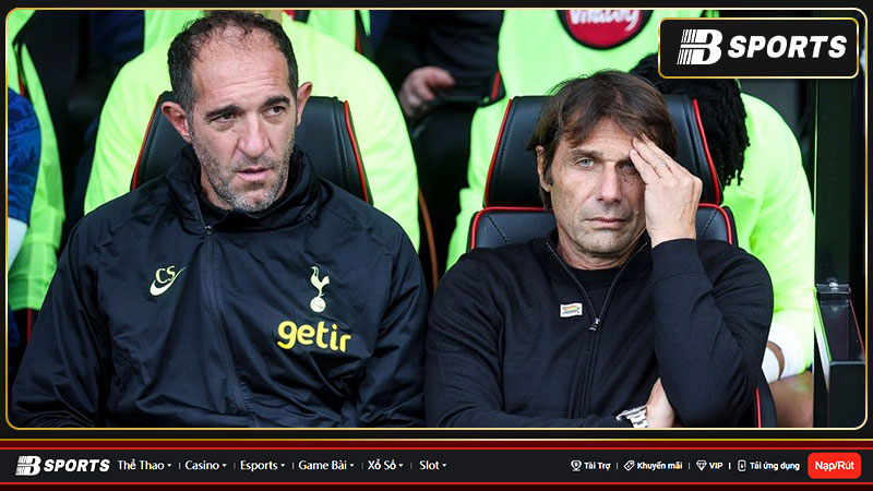 Tottenham sa thải Conte - Conte công khai chỉ trích BLĐ và các cầu thủ Tottenham Tottenham sa thải Conte - Conte công khai chỉ trích BLĐ và các cầu thủ Tottenham