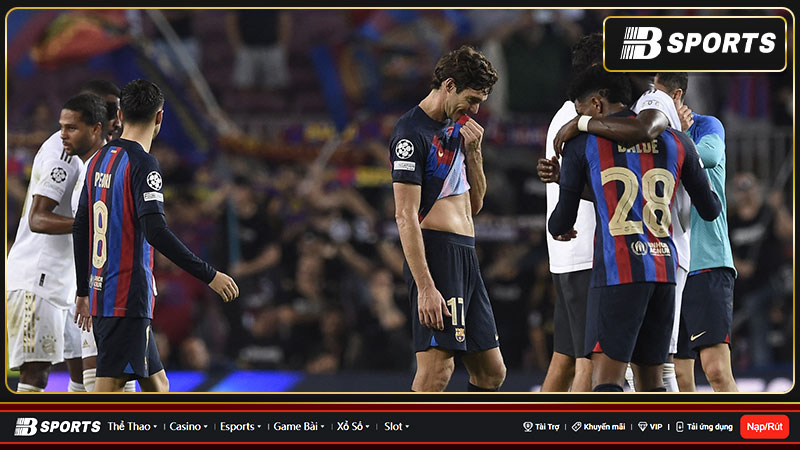 UEFA chính thức điều tra Barca về những bê bối của đội bóng UEFA chính thức điều tra Barca về những bê bối của đội bóng