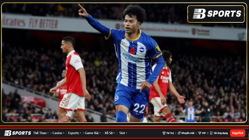 Arsenal , Manchester City , Real Madrid và Bayern Munich đang quan tâm để ký hợp đồng với cầu thủ chạy cánh Kaoru Mitoma của Brighton & Hove Albion . Arsenal , Manchester City , Real Madrid và Bayern Munich đang quan tâm để ký hợp đồng với cầu thủ chạy cánh Kaoru Mitoma của Brighton & Hove Albion .