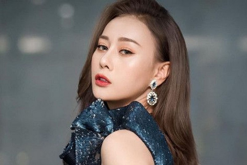 Chân dung cô nàng phương oanh Chân dung cô nàng phương oanh