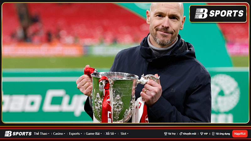 Ten Hag sắp ký tiếp hợp đồng với câu lạc bộ Man United Ten Hag sắp ký tiếp hợp đồng với câu lạc bộ Man United