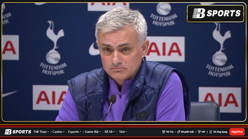 Tương lai Jose Mourinho khi hợp đồng sắp hết hạn thực sự bấp bênh Tương lai Jose Mourinho khi hợp đồng sắp hết hạn thực sự bấp bênh