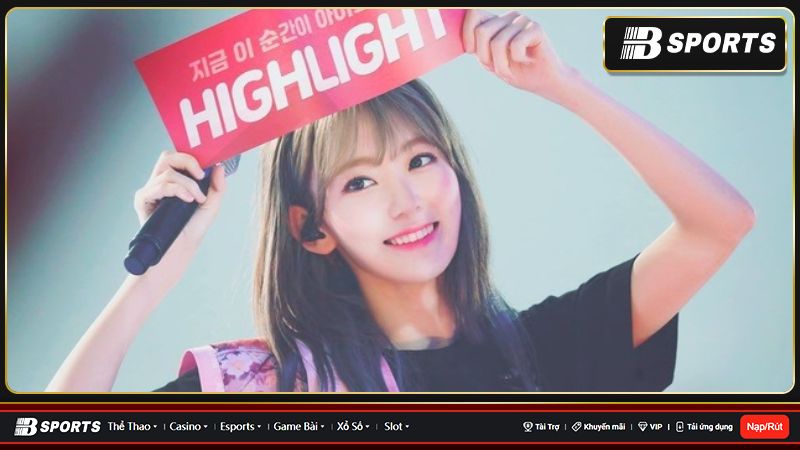 Đời tư của nữ ca sĩ trẻ Miyawaki Sakura Đời tư của nữ ca sĩ trẻ Miyawaki Sakura